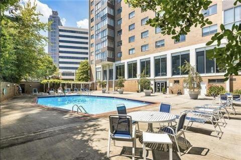 Heart Downtown! City View Onsite Parking! King Bed Lm807 Atlanta Eksteriør bilde