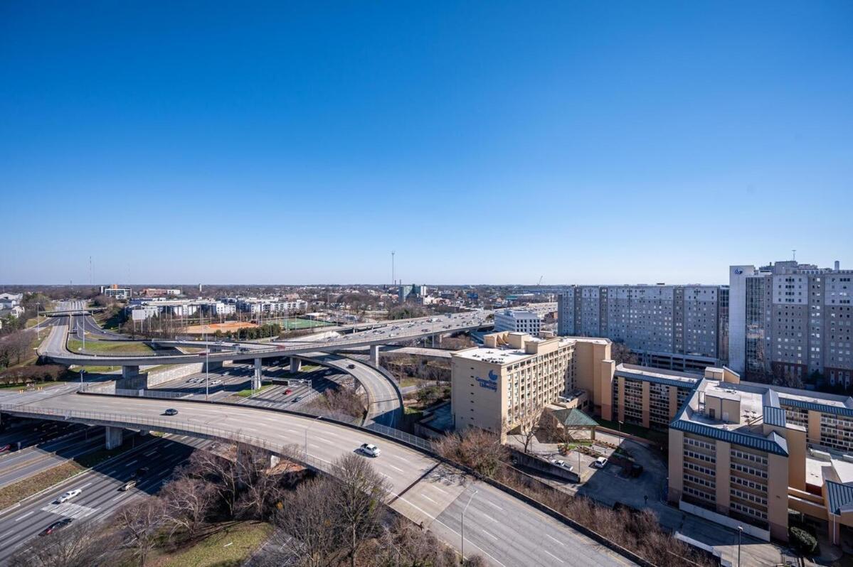 Heart Downtown! City View Onsite Parking! King Bed Lm807 Atlanta Eksteriør bilde