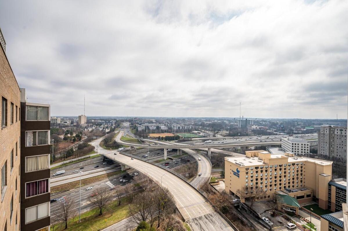 Heart Downtown! City View Onsite Parking! King Bed Lm807 Atlanta Eksteriør bilde