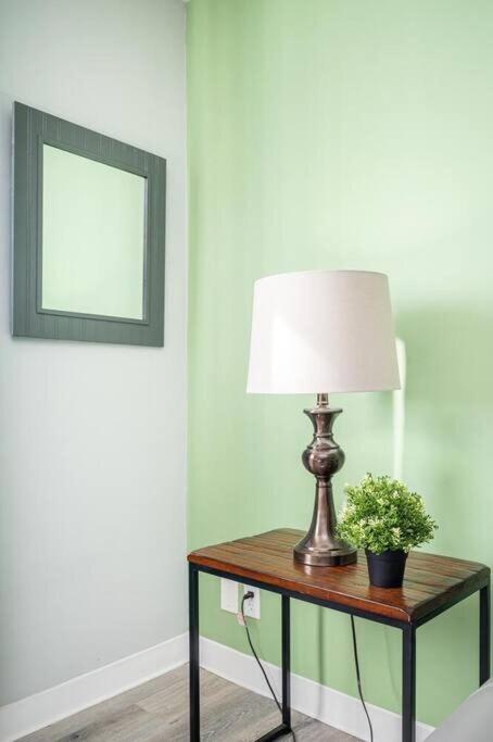 Heart Downtown! City View Onsite Parking! King Bed Lm807 Atlanta Eksteriør bilde